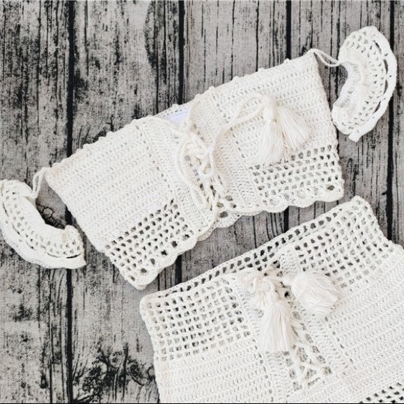 2 Piece Set White Dandelion Soft Lined Crochet Bikini In White - Picture 11 of 11